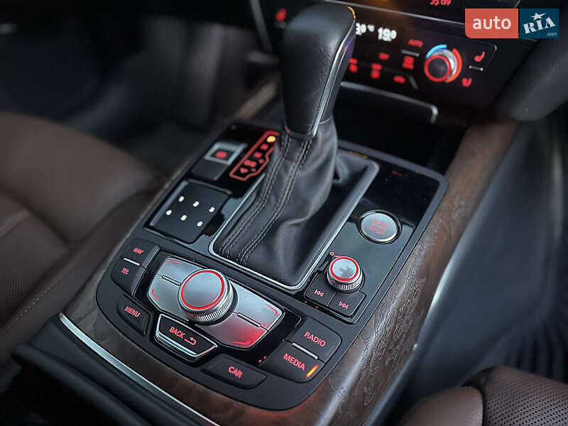 Седан Audi A6 2015 в Львове