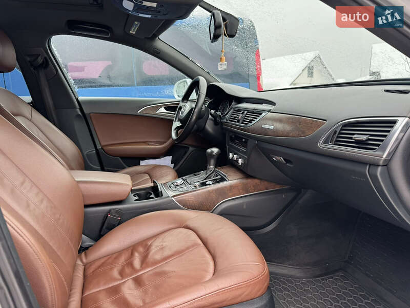 Седан Audi A6 2012 в Кременце