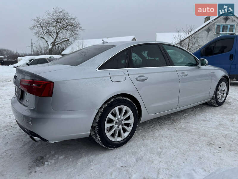 Седан Audi A6 2012 в Кременце