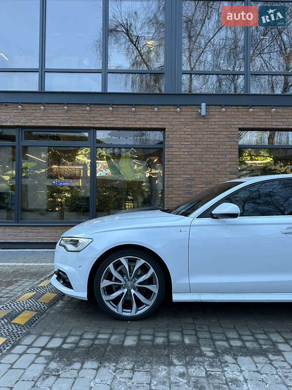 Седан Audi A6 2012 в Коломые