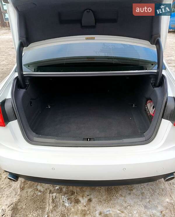 Седан Audi A6 2014 в Виннице