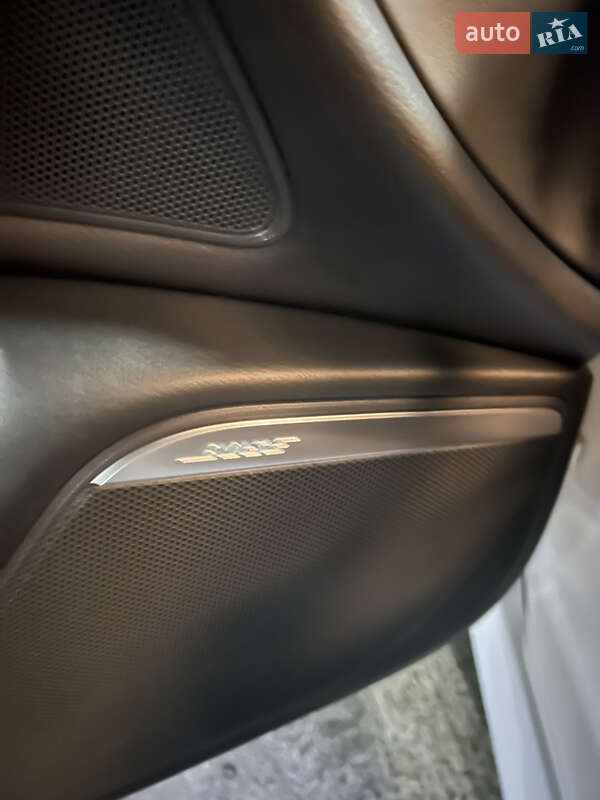 Седан Audi A6 2015 в Киеве фото 34 Седан Audi A6 2015 в Киеве