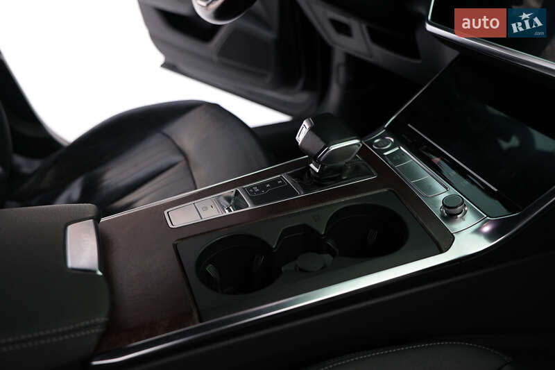 Седан Audi A6 2019 в Львове