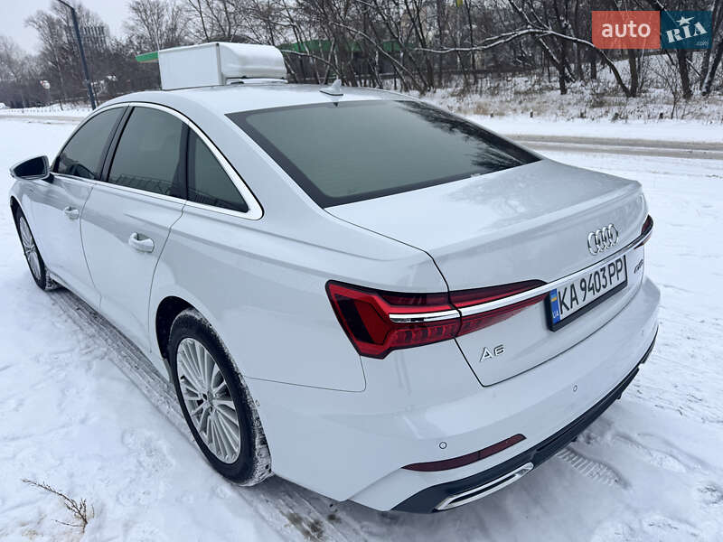 Седан Audi A6 2019 в Киеве