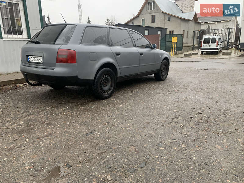 Универсал Audi A6 2000 в Макарове