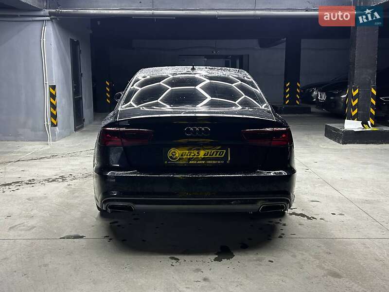 Седан Audi A6 2016 в Черновцах