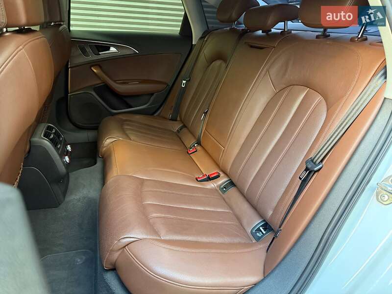 Седан Audi A6 2015 в Киеве