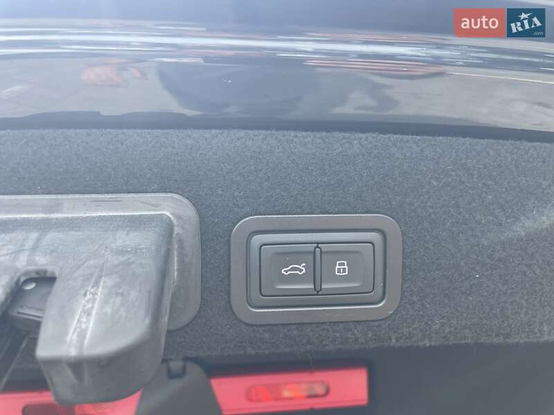 Седан Audi A6 2017 в Черновцах