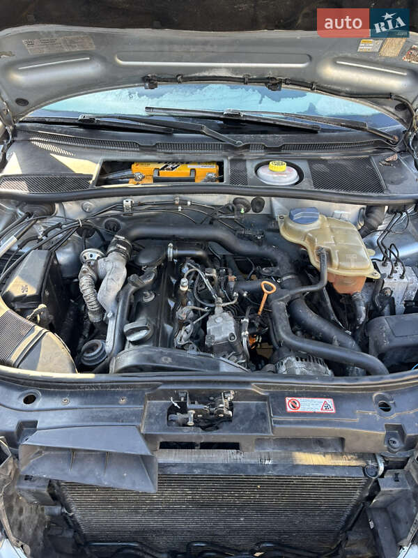 Седан Audi A6 1998 в Ужгороде