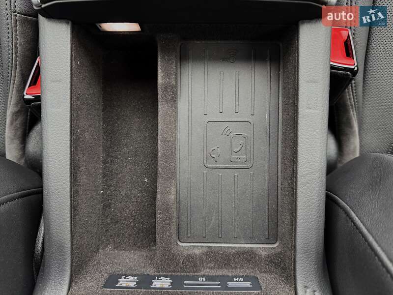 Седан Audi A6 2020 в Киеве