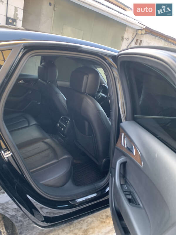 Седан Audi A6 2014 в Киеве