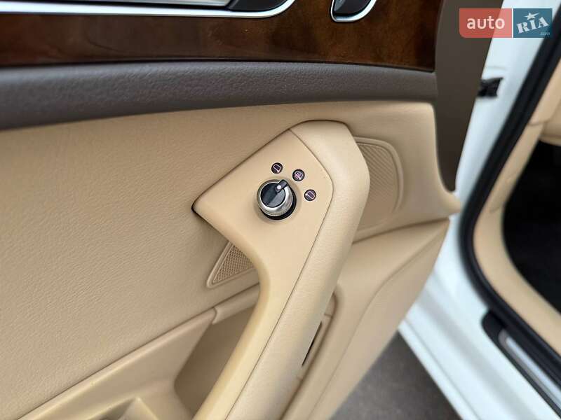 Седан Audi A6 2014 в Киеве