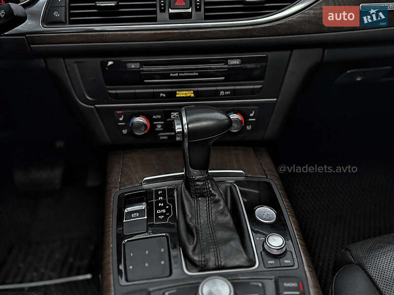 Седан Audi A6 2012 в Запорожье