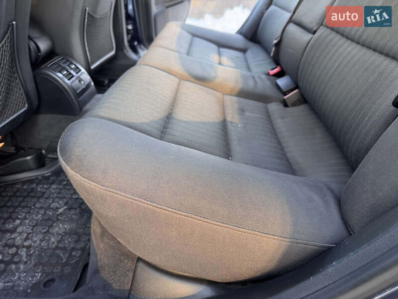 Седан Audi A6 2003 в Рівному