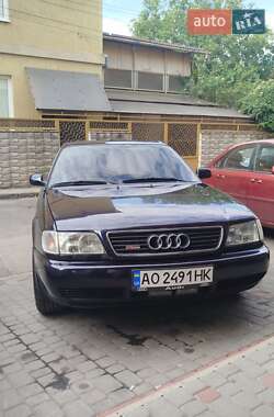 Седан Audi A6 1996 в Ужгороде