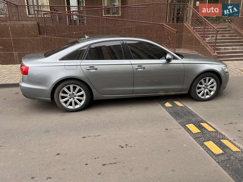 Седан Audi A6 2012 в Одессе