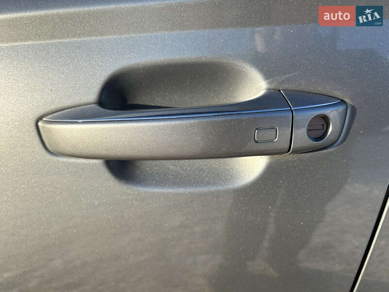 Седан Audi A6 2012 в Виннице