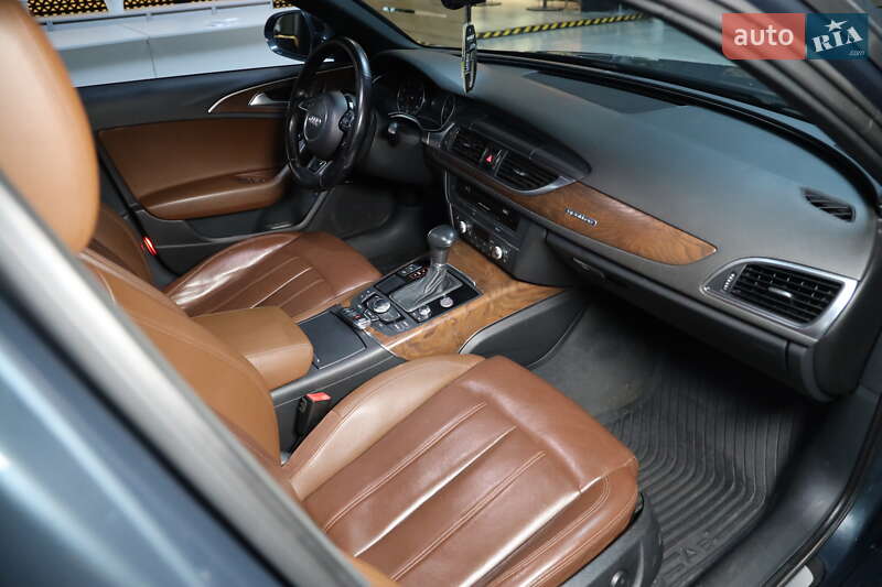 Седан Audi A6 2012 в Луцке
