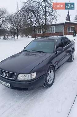 Седан Audi A6 1995 в Володимирі