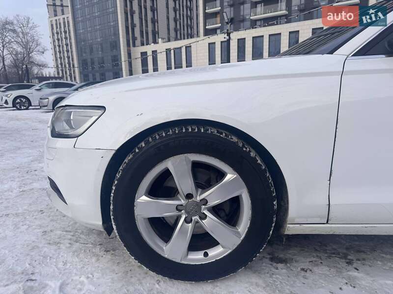 Седан Audi A6 2014 в Киеве