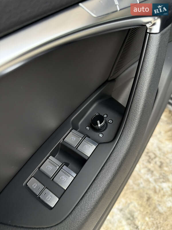 Седан Audi A6 2021 в Киеве