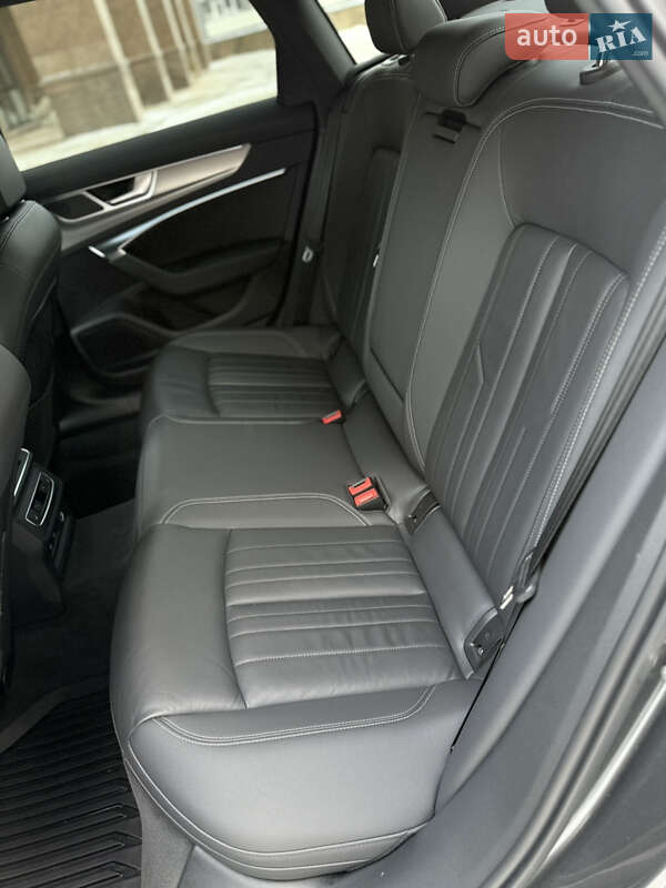 Седан Audi A6 2021 в Киеве