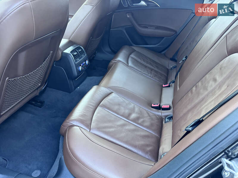 Седан Audi A6 2015 в Луцке