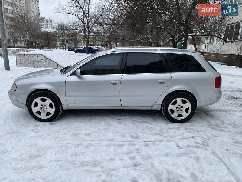 Универсал Audi A6 2001 в Киеве