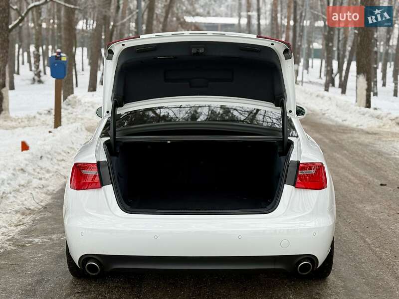 Седан Audi A6 2013 в Києві