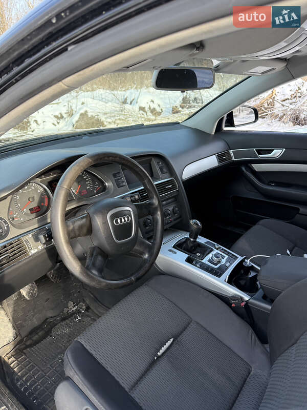 Седан Audi A6 2004 в Смеле
