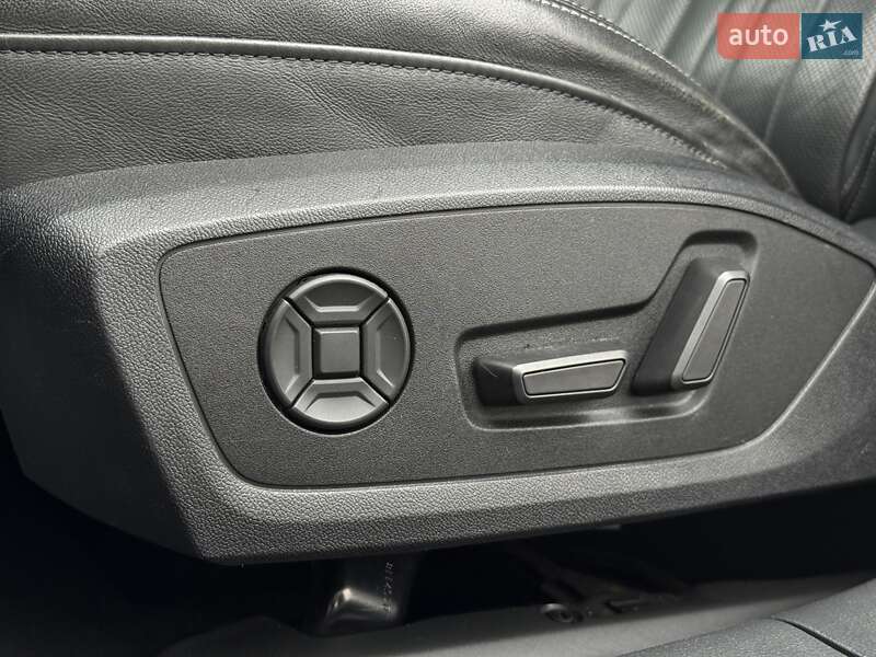 Седан Audi A6 2018 в Мукачевому
