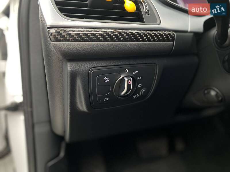 Седан Audi A6 2015 в Киеве