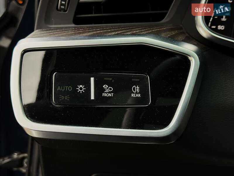 Седан Audi A6 2020 в Киеве