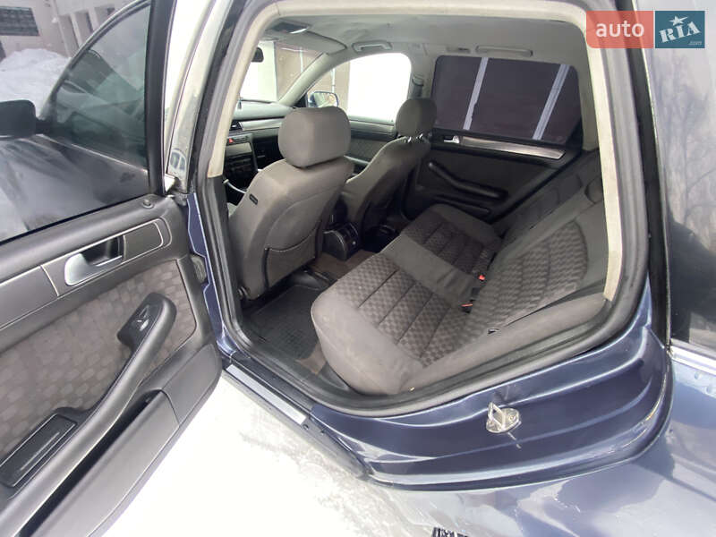 Універсал Audi A6 2001 в Житомирі