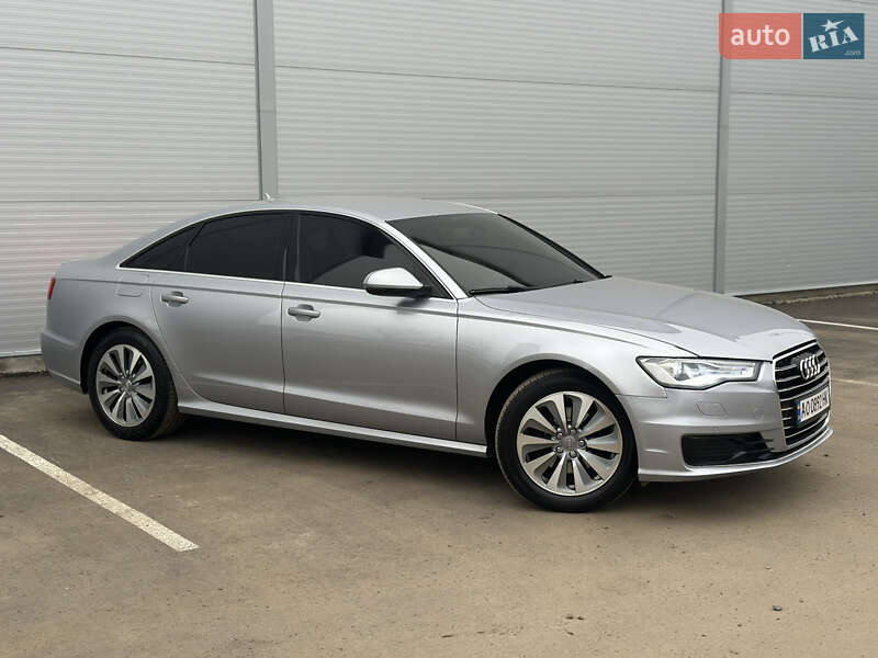 Седан Audi A6 2015 в Ужгороді