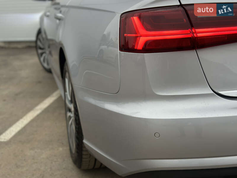 Седан Audi A6 2015 в Ужгороді