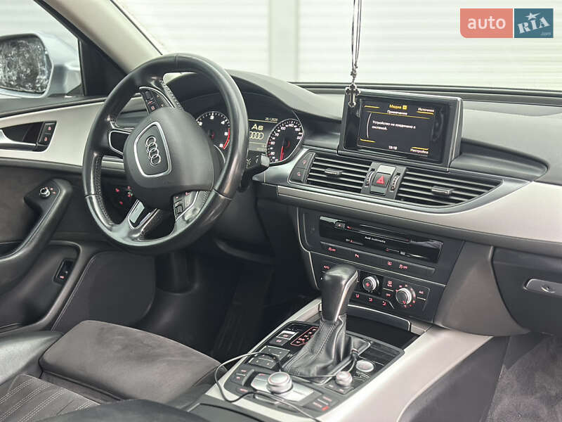 Седан Audi A6 2015 в Ужгороді
