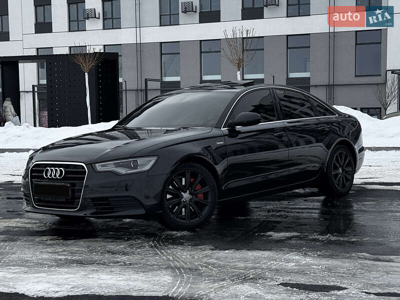 Седан Audi A6 2013 в Ровно