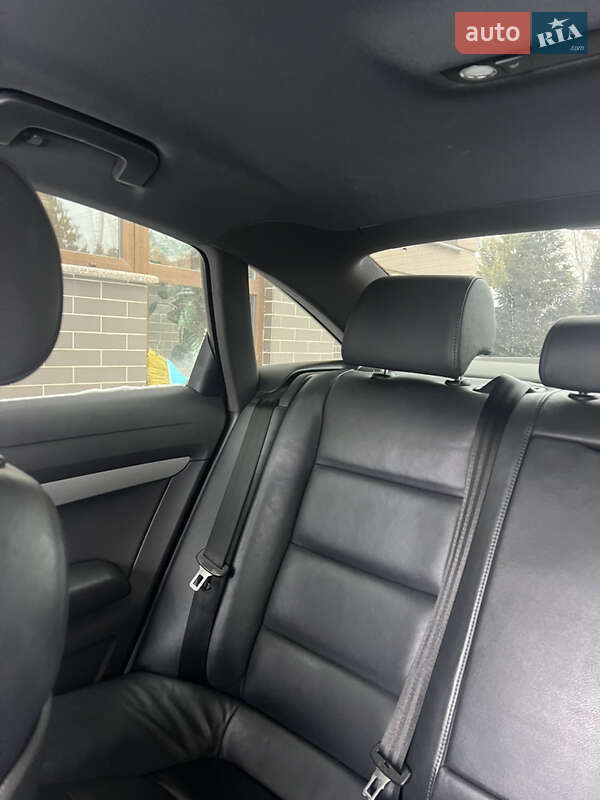 Седан Audi A6 2008 в Дубровиці