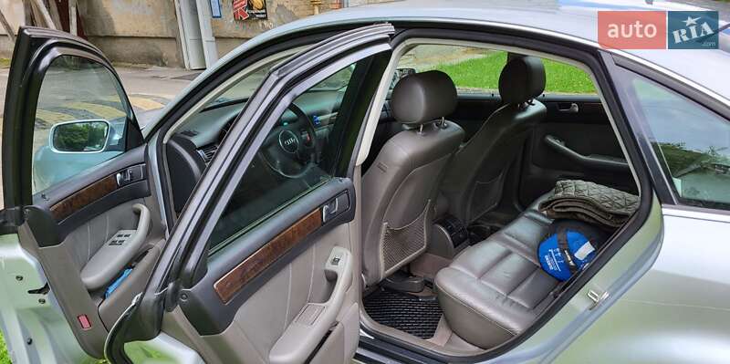 Седан Audi A6 2003 в Луцьку