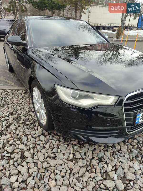 Седан Audi A6 2014 в Львові