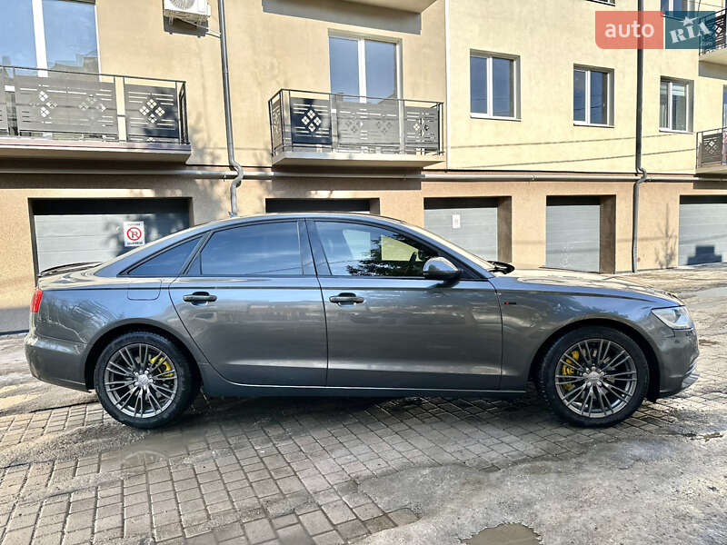 Седан Audi A6 2012 в Ивано-Франковске