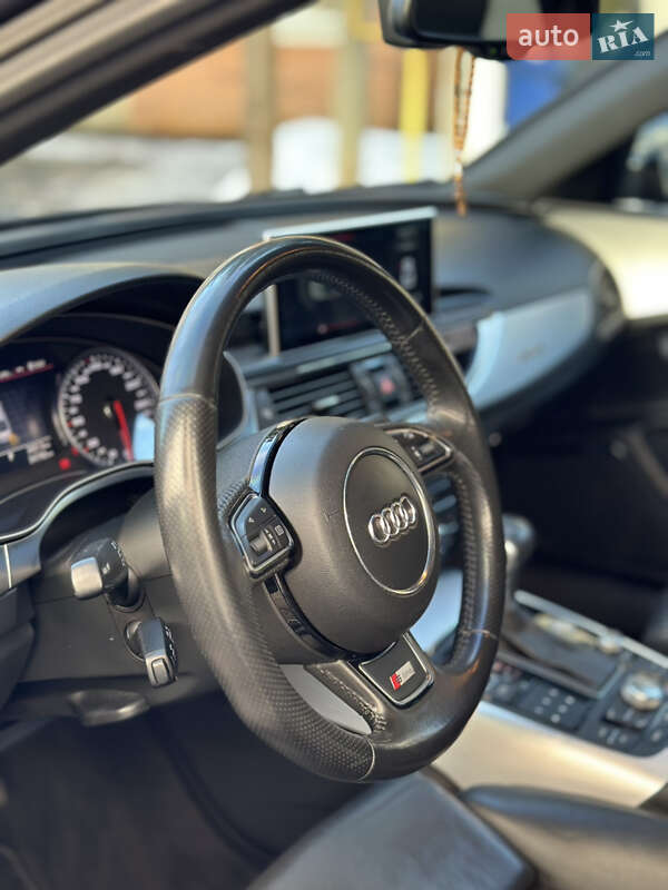 Седан Audi A6 2012 в Ивано-Франковске