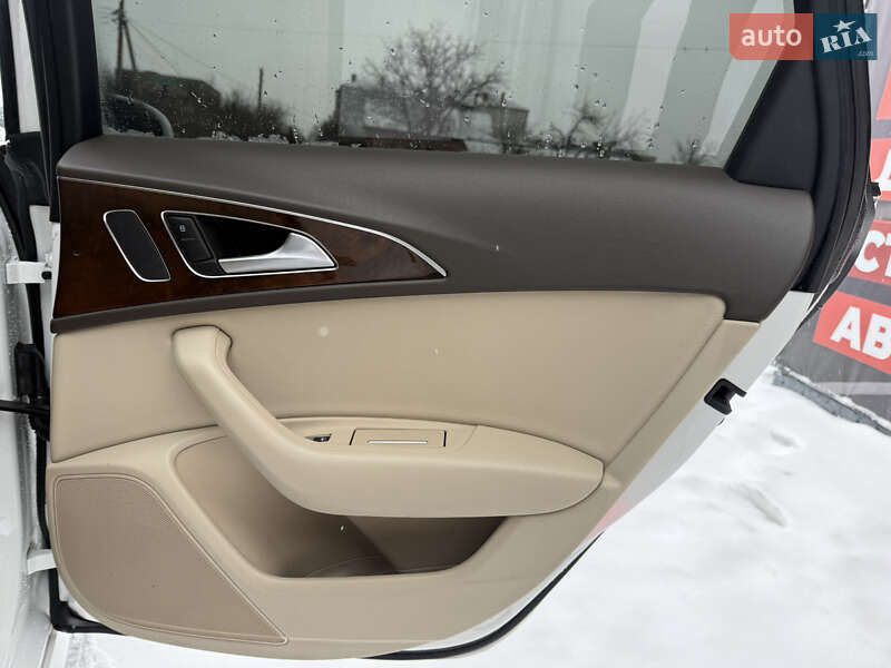 Седан Audi A6 2015 в Стрию