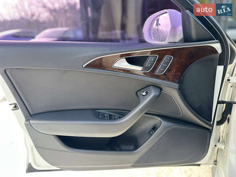 Седан Audi A6 2014 в Львове