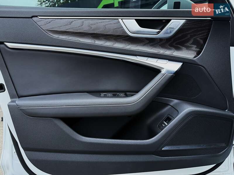 Седан Audi A6 2020 в Києві