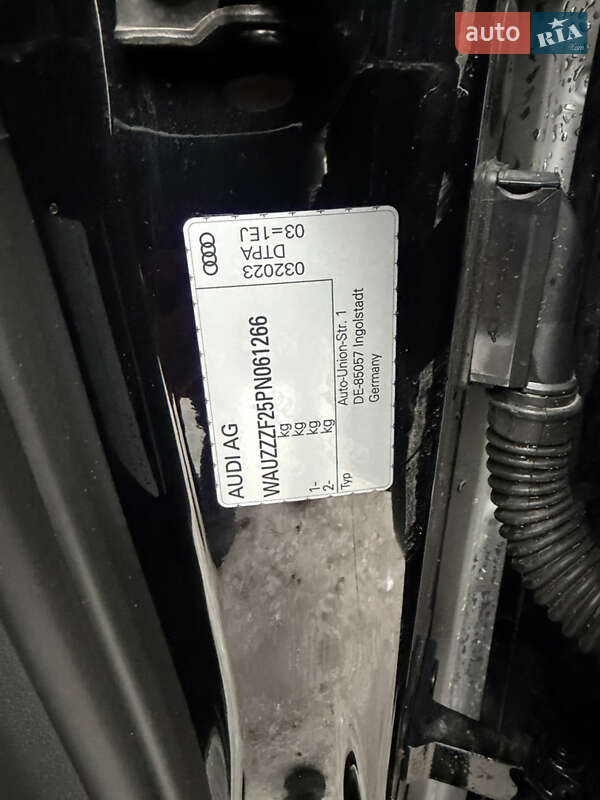 Седан Audi A6 2023 в Києві