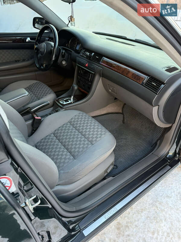 Седан Audi A6 2002 в Кременчуге