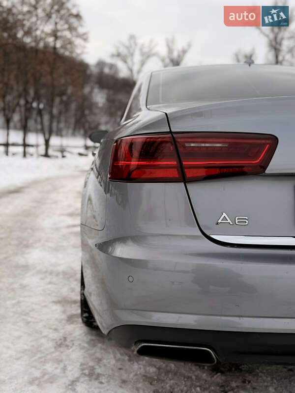 Седан Audi A6 2015 в Киеве