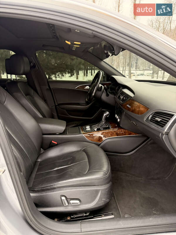 Седан Audi A6 2015 в Киеве